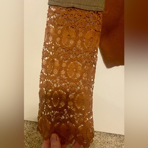 New! Never worn sweater - Picture 2 of 3